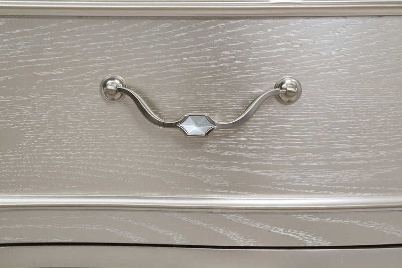 Evangeline Chest of Drawers