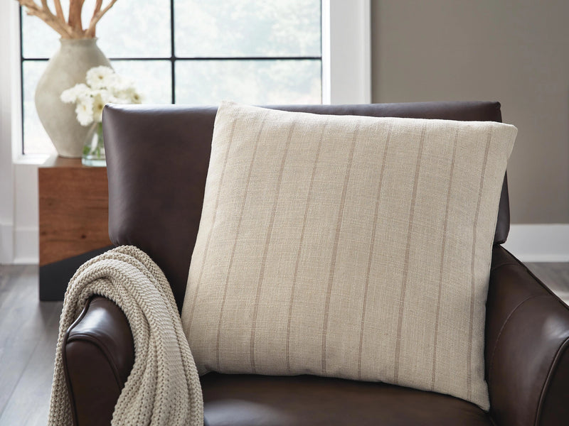 Valwick Pillow (Set of 4)