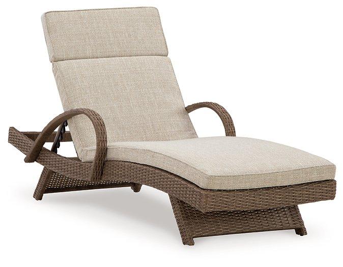 Outdoor Chaise-Lounge