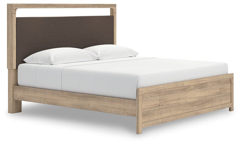 Kinlanni Upholstered Bed