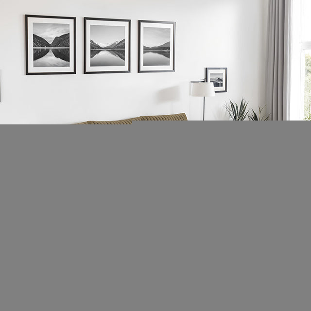 Denholme Sectional w/ Pull Out